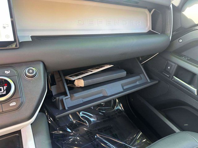 2025 Land Rover Defender S