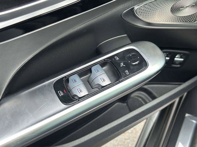 2025 Mercedes-Benz C-Class AMG C 63 S E Performance 2025 Mercedes-Benz C-Class AMG C 63 S E Performance