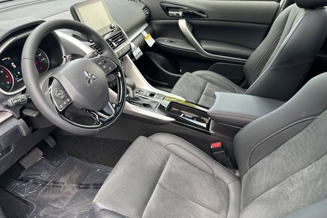2025 Mitsubishi Eclipse Cross SE 2025 Mitsubishi Eclipse Cross SE