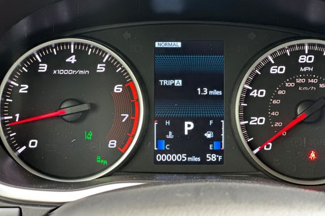 2025 Mitsubishi Eclipse Cross SE 2025 Mitsubishi Eclipse Cross SE