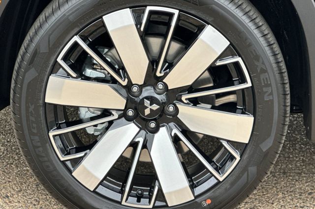 2025 Mitsubishi Outlander SE 2025 Mitsubishi Outlander SE