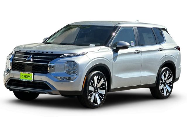 2025 Mitsubishi Outlander SE 2025 Mitsubishi Outlander SE