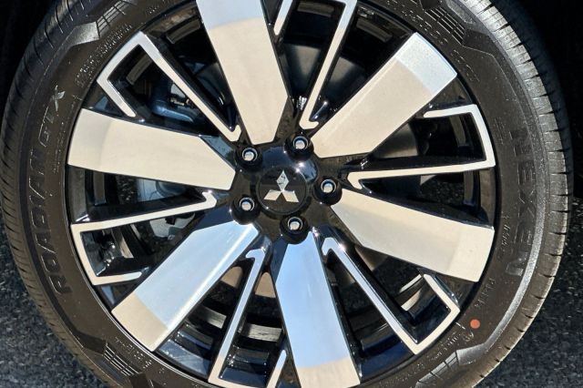 2025 Mitsubishi Outlander SE 2025 Mitsubishi Outlander SE