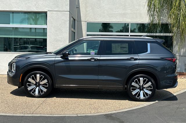 2025 Mitsubishi Outlander SEL 2025 Mitsubishi Outlander SEL