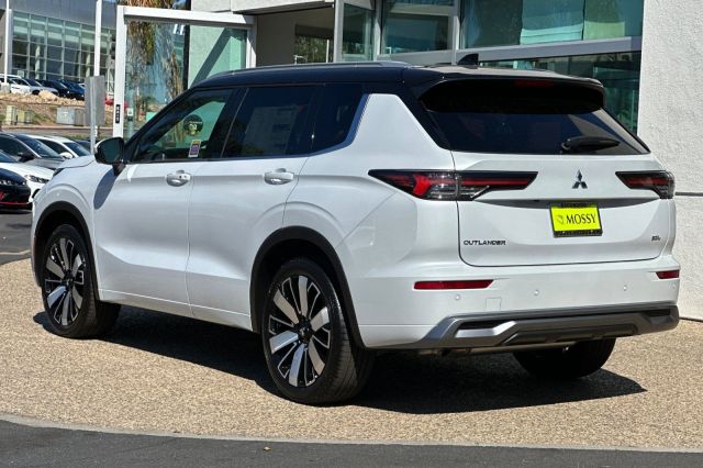 2025 Mitsubishi Outlander SEL 2025 Mitsubishi Outlander SEL