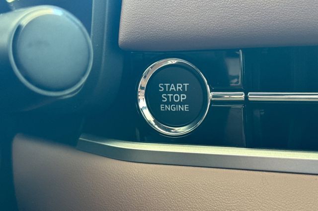 2025 Mitsubishi Outlander SEL 2025 Mitsubishi Outlander SEL