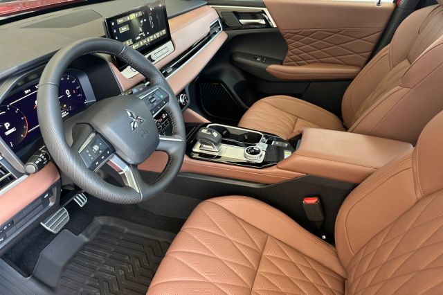 2025 Mitsubishi Outlander SEL 2025 Mitsubishi Outlander SEL