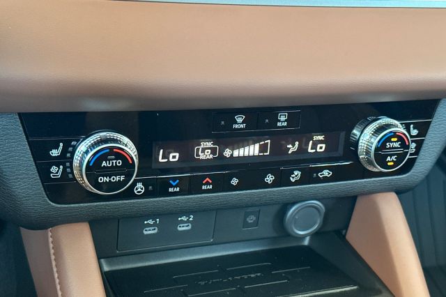 2025 Mitsubishi Outlander SEL 2025 Mitsubishi Outlander SEL