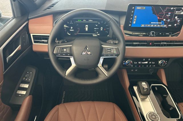 2025 Mitsubishi Outlander SEL 2025 Mitsubishi Outlander SEL