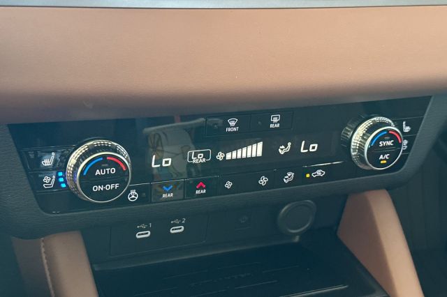 2025 Mitsubishi Outlander SEL 2025 Mitsubishi Outlander SEL