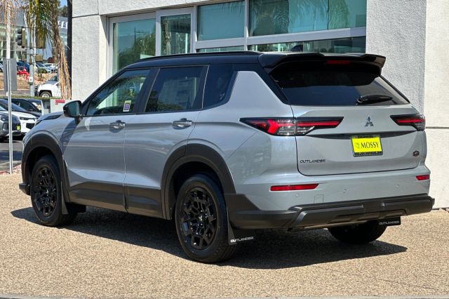 2025 Mitsubishi Outlander SE 2025 Mitsubishi Outlander SE