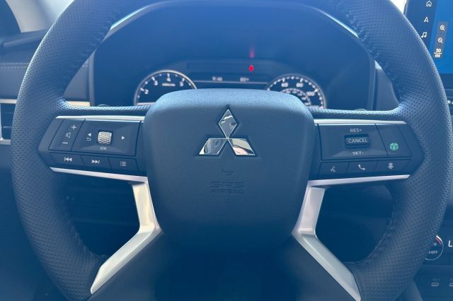 2025 Mitsubishi Outlander SE 2025 Mitsubishi Outlander SE