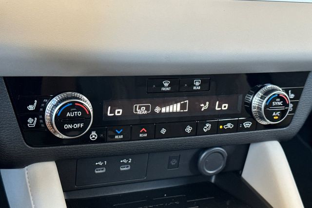 2025 Mitsubishi Outlander SEL 2025 Mitsubishi Outlander SEL