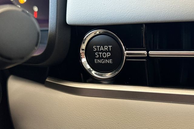 2025 Mitsubishi Outlander SEL 2025 Mitsubishi Outlander SEL