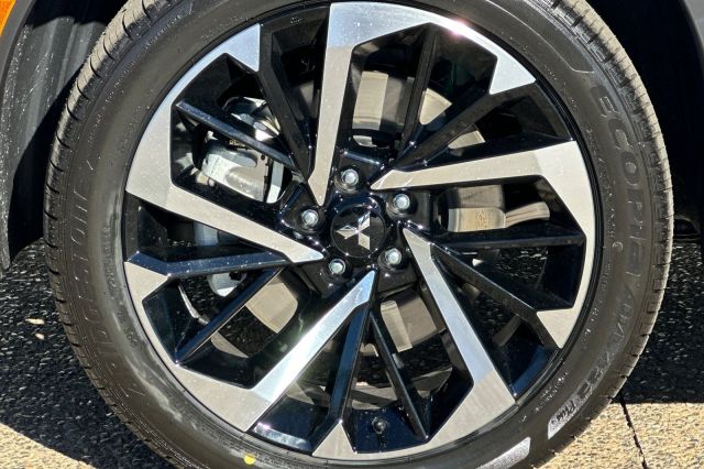 2025 Mitsubishi Outlander PHEV SE 2025 Mitsubishi Outlander PHEV SE