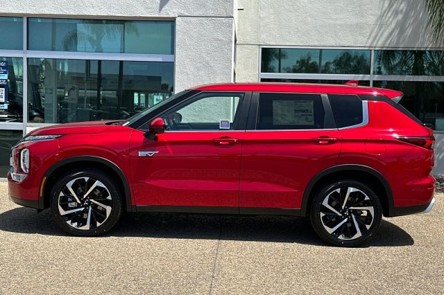 2025 Mitsubishi Outlander PHEV SE 2025 Mitsubishi Outlander PHEV SE
