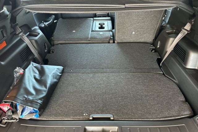 2025 Mitsubishi Outlander PHEV SE 2025 Mitsubishi Outlander PHEV SE