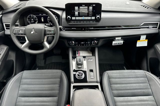 2025 Mitsubishi Outlander PHEV SE 2025 Mitsubishi Outlander PHEV SE