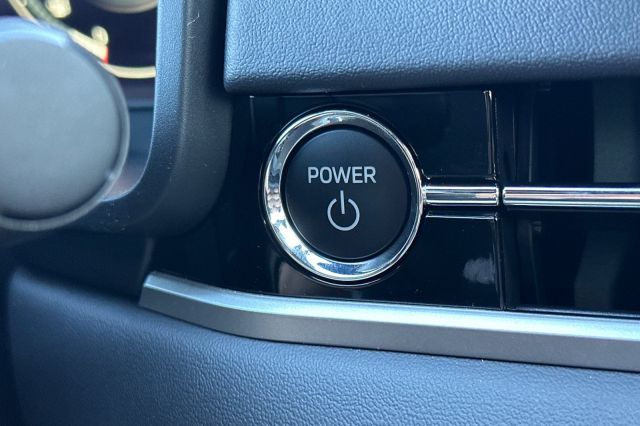 2025 Mitsubishi Outlander PHEV SEL 2025 Mitsubishi Outlander PHEV SEL