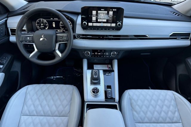 2025 Mitsubishi Outlander PHEV SEL 2025 Mitsubishi Outlander PHEV SEL