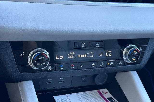 2025 Mitsubishi Outlander PHEV SEL 2025 Mitsubishi Outlander PHEV SEL