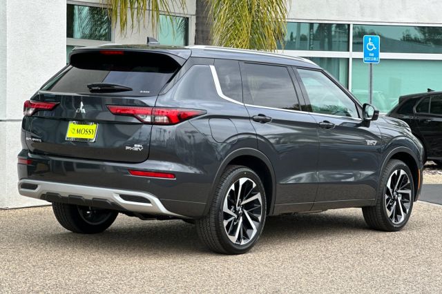 2025 Mitsubishi Outlander PHEV SEL 2025 Mitsubishi Outlander PHEV SEL