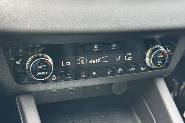 2025 Mitsubishi Outlander PHEV SEL 2025 Mitsubishi Outlander PHEV SEL