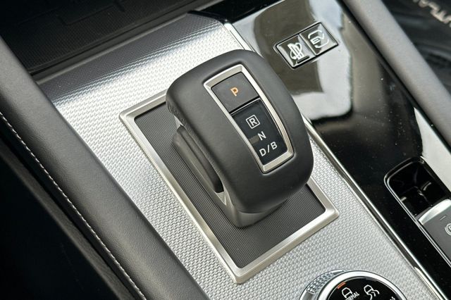 2025 Mitsubishi Outlander PHEV SEL 2025 Mitsubishi Outlander PHEV SEL