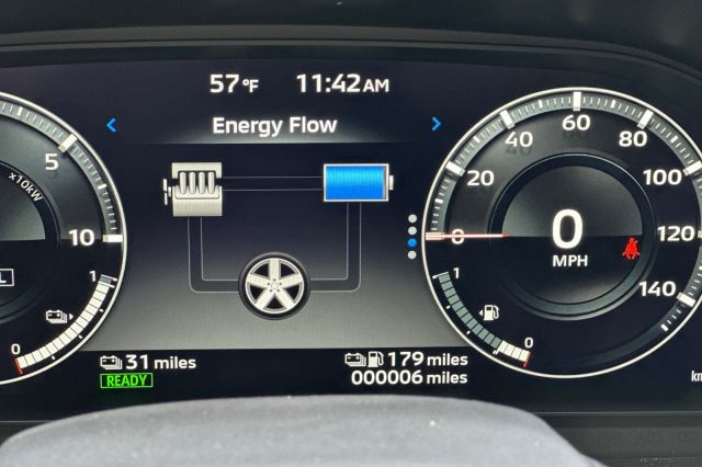 2025 Mitsubishi Outlander PHEV SEL 2025 Mitsubishi Outlander PHEV SEL