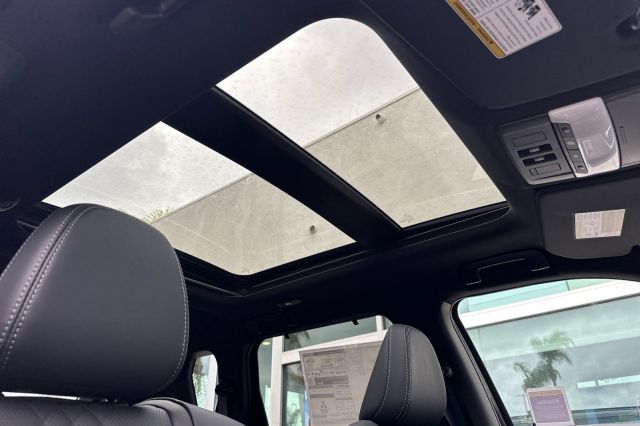 2025 Mitsubishi Outlander PHEV SEL 2025 Mitsubishi Outlander PHEV SEL