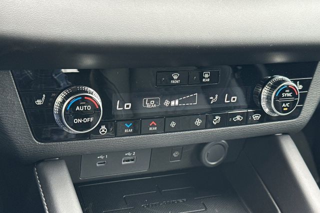 2025 Mitsubishi Outlander PHEV SEL 2025 Mitsubishi Outlander PHEV SEL