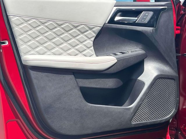 2025 Mitsubishi Outlander Plug-In Hybrid SEL S-AWC