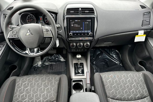 2025 Mitsubishi Outlander Sport 2025 Mitsubishi Outlander Sport