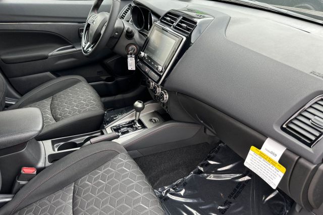 2025 Mitsubishi Outlander Sport 2025 Mitsubishi Outlander Sport