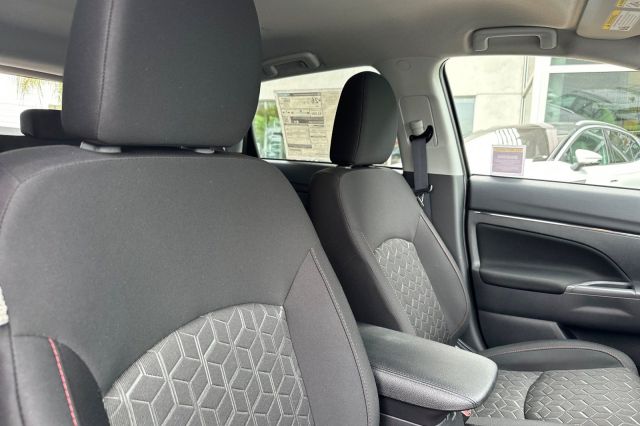 2025 Mitsubishi Outlander Sport 2025 Mitsubishi Outlander Sport