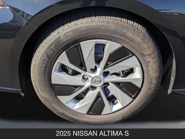 2025 Nissan Altima S