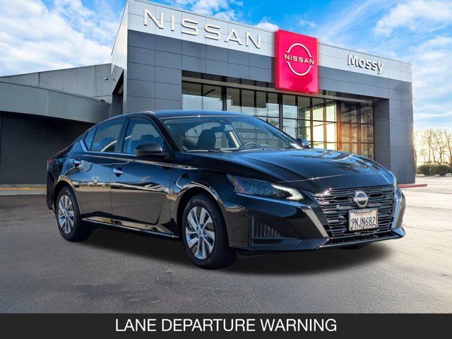 2025 Nissan Altima S 2025 Nissan Altima S