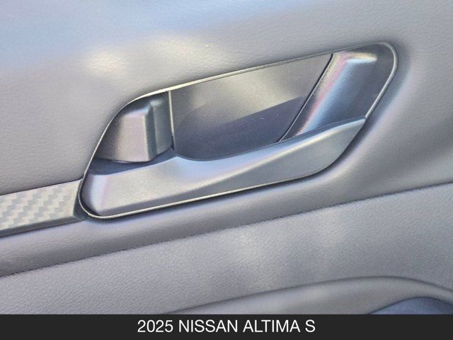 2025 Nissan Altima S 2025 Nissan Altima S
