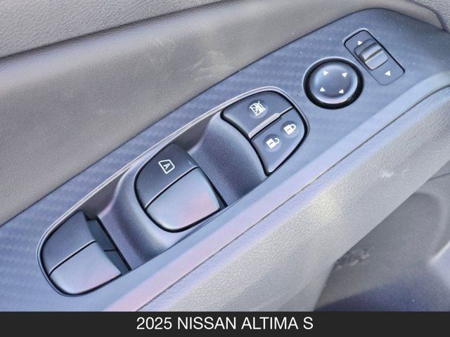 2025 Nissan Altima S 2025 Nissan Altima S