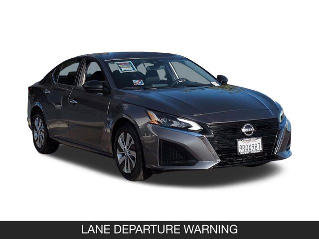 2025 Nissan Altima S 2025 Nissan Altima S