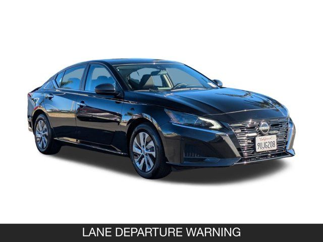 2025 Nissan Altima S 2025 Nissan Altima S