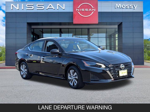 2025 Nissan Altima S 2025 Nissan Altima S