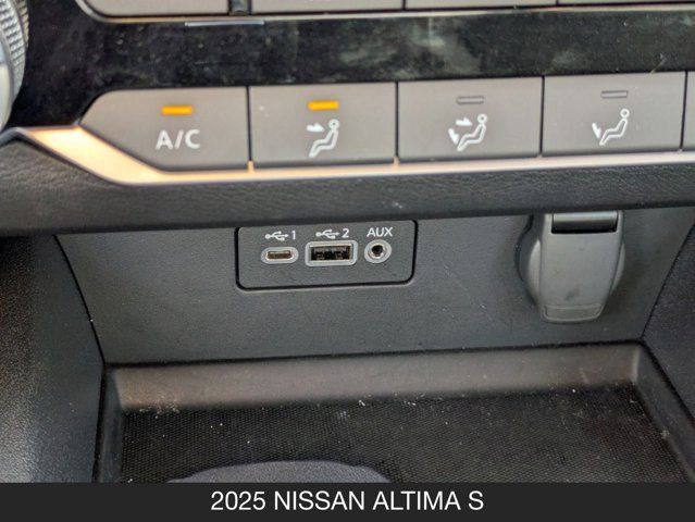 2025 Nissan Altima S