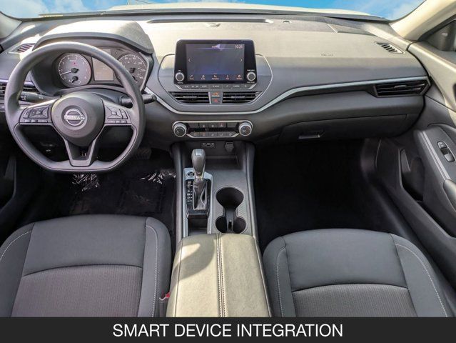 2025 Nissan Altima S