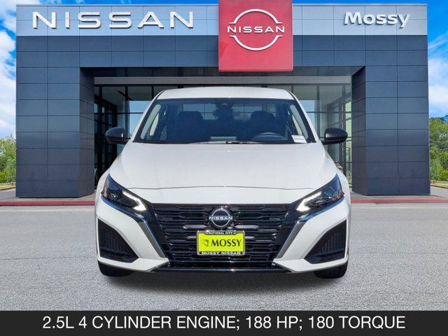 2025 Nissan Altima S 2025 Nissan Altima S