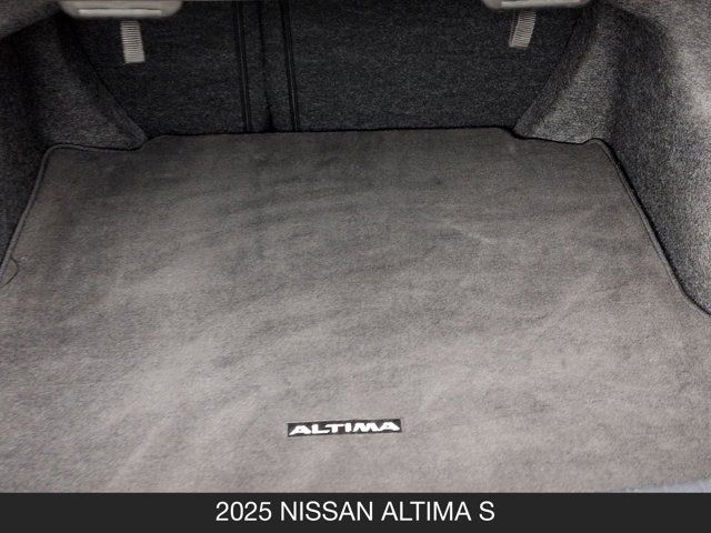 2025 Nissan Altima S 2025 Nissan Altima S