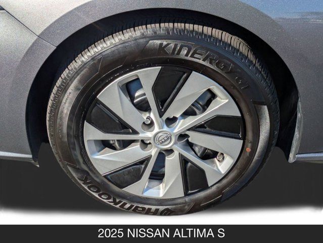 2025 Nissan Altima S