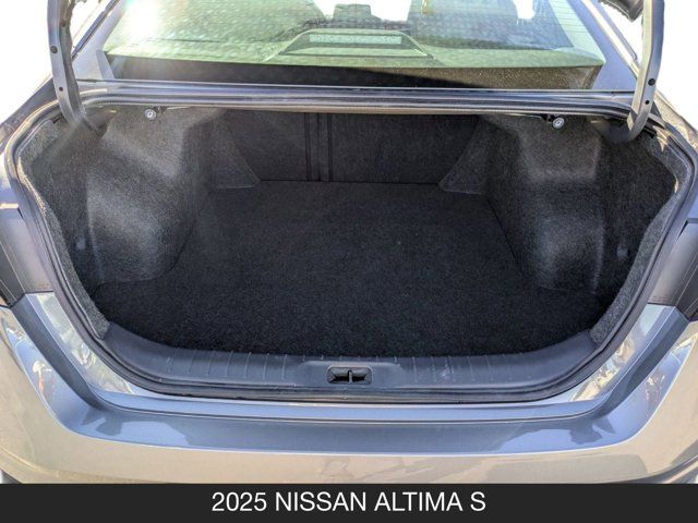 2025 Nissan Altima S