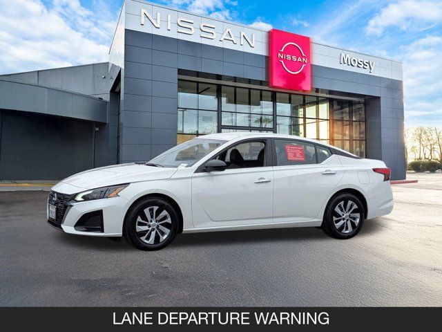 2025 Nissan Altima S 2025 Nissan Altima S