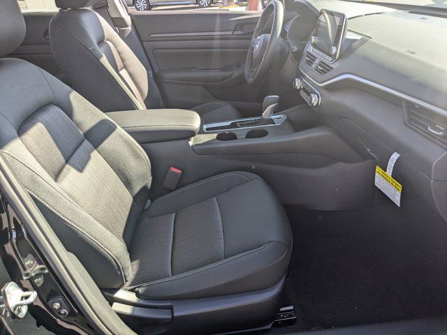 2025 Nissan Altima S 2025 Nissan Altima S